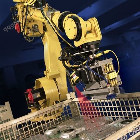 发那科机器人 R-2000iC/210R 负载210kg 压力机处理 去毛刺