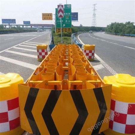 [防撞垫]高速公路可导向防撞垫TS级防撞垫高速公路可导向防撞垫