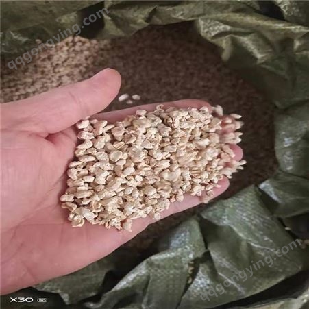 伟峰化工 玉米芯颗粒多少钱一吨 玉米芯颗粒厂 现货批发