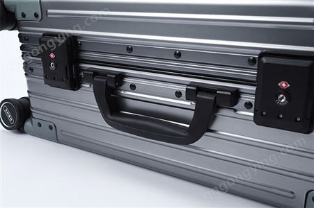 2022新款复古 拉杆箱 24寸便携商务旅行箱防撞密码收纳行李箱