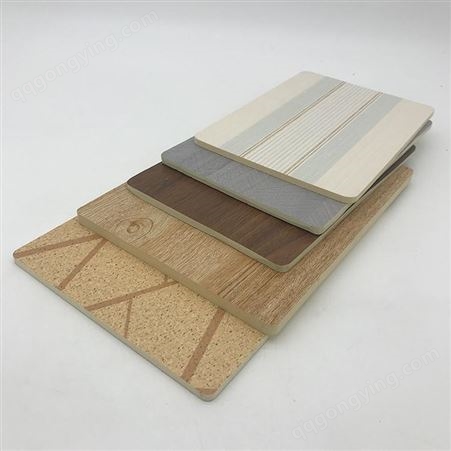5mm木饰面板厂家-科技木饰面装饰板-木纹免漆墙板装饰板发货工厂