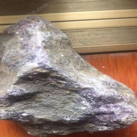 萤石块价格 沣铭矿产供应电焊条用萤石块 氟化钙97含量萤石 量大从优