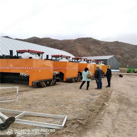 北京有机肥履带翻堆机牛粪污泥翻堆机   履带自走翻堆机