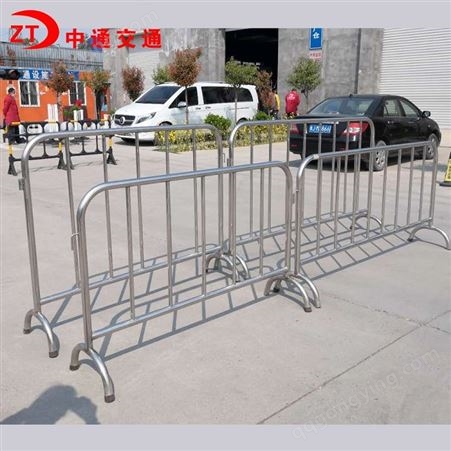 郑州直销不锈钢铁马护栏 活动围栏 市政防护 防撞栏杆 大型活动商场隔离网