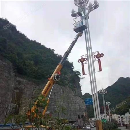业生产曲臂式升降机_10米12米14米曲臂式升降货梯_高空作业车